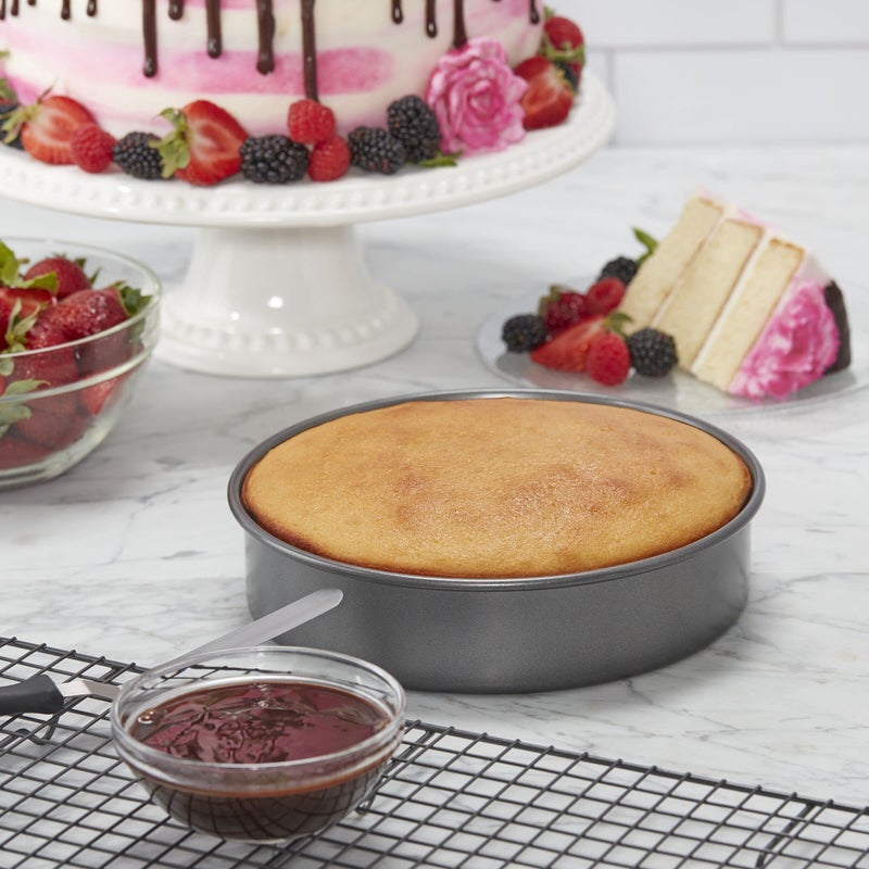 Chicago Metallic Professional Non-Stick Round Cake Pan  8-Inch - Image 4